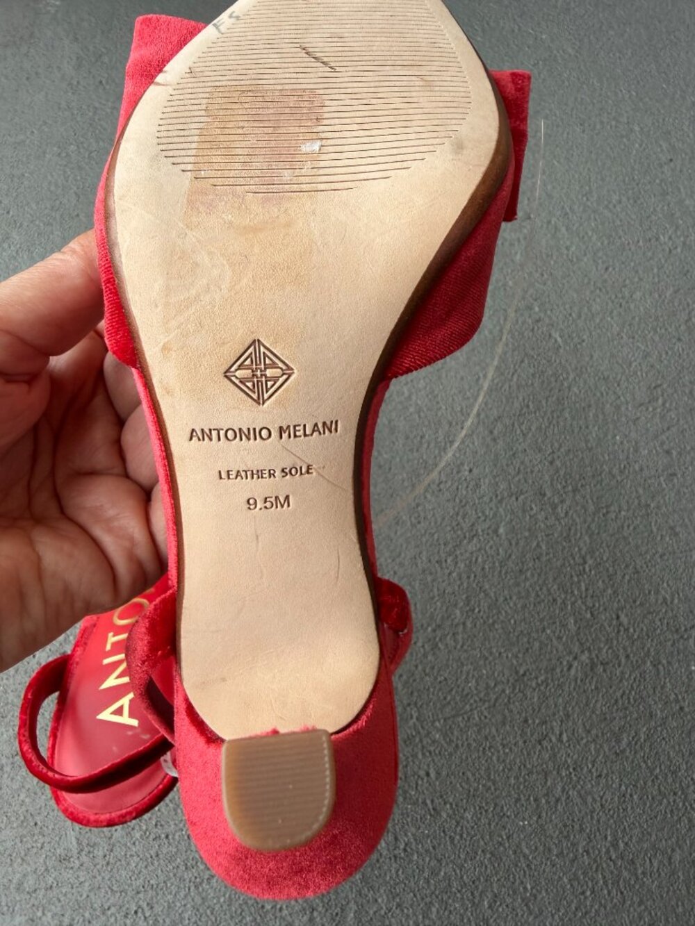 Antonio Melani Gentry Santorini Red Velvet Bow Slingback Pumps 9.5 NWOB - Picture 8 of 8